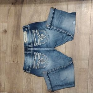 Woman's Rock Revival Capri Jeans size 30 "Jaylyn"